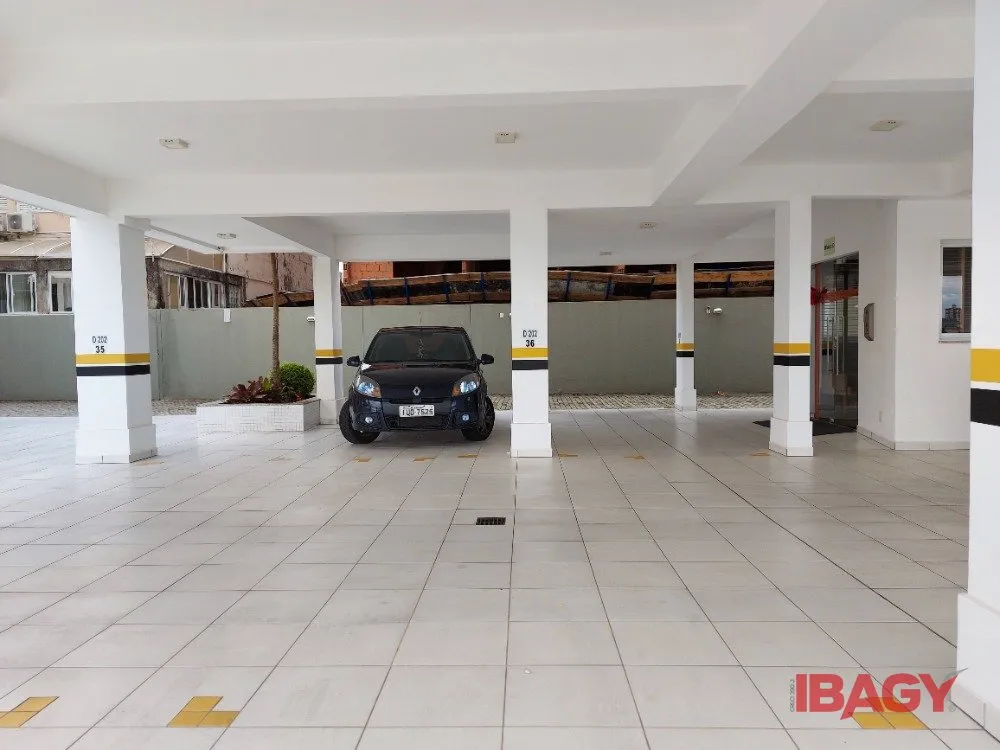 3-bedroom 165 m² apartment with balcony grill — photo 19