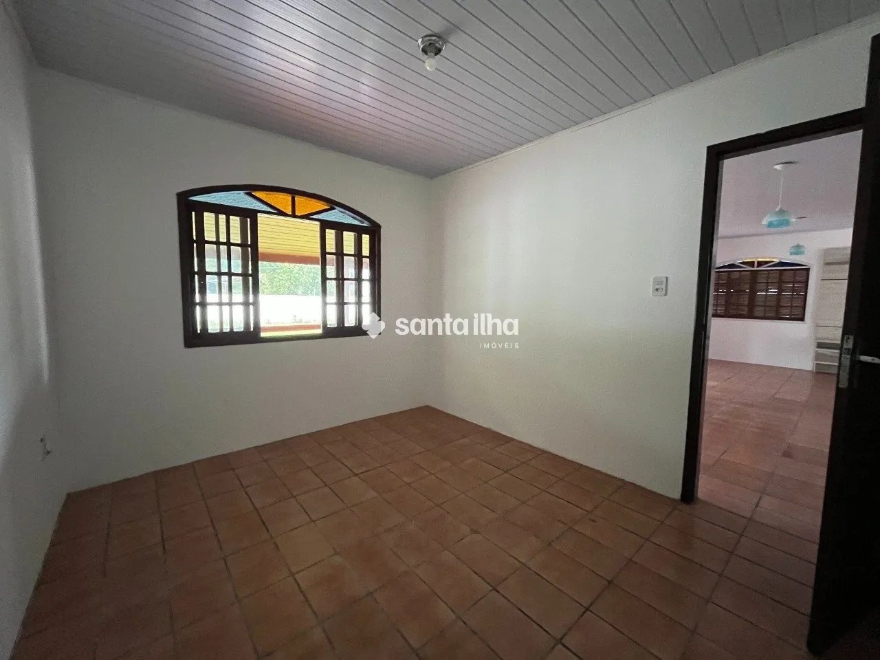 Unfurnished house with 3 bedrooms and 5 parking — photo 12