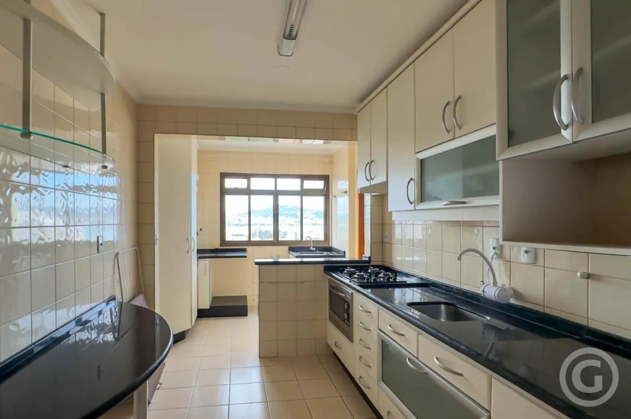 Квартира 105 м² с 3 спальнями и 1 крытым местом — photo 9