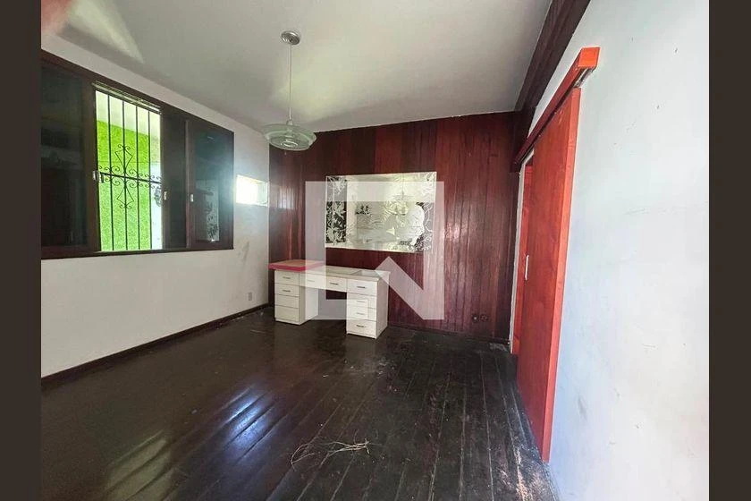 Casa com 3 quartos e 6 vagas de garagem — photo 18