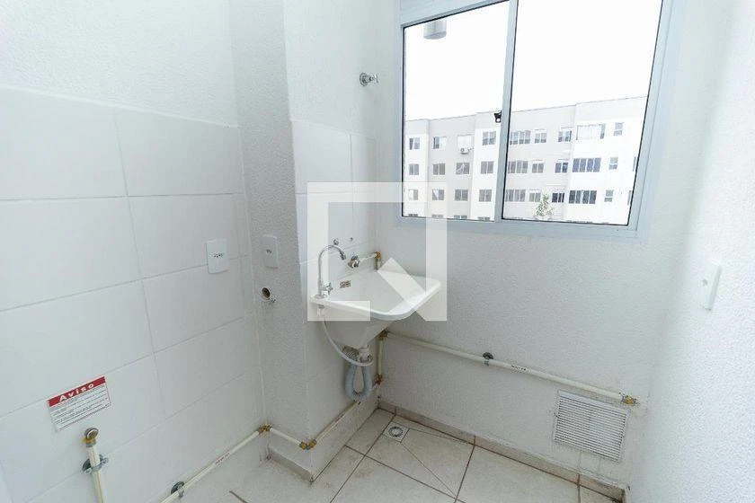 2-bedroom apartment in a building with a pool — photo 5