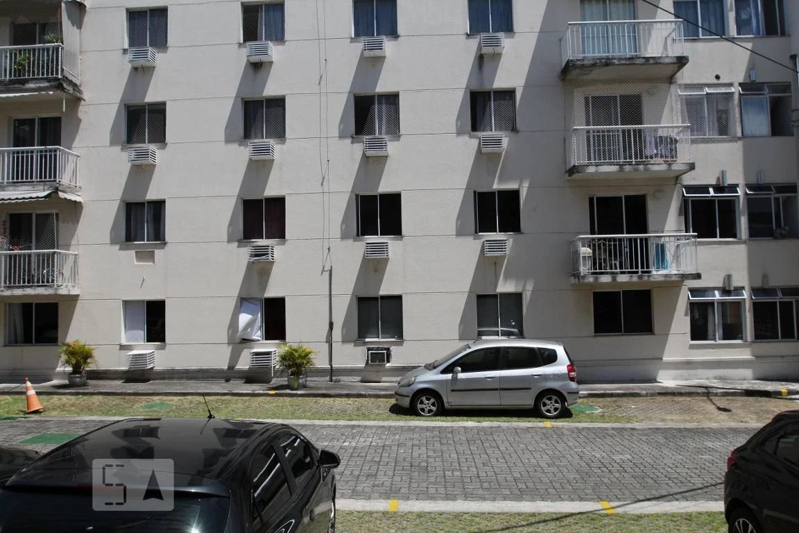 2-bedroom apartment in a building with a pool — photo 18