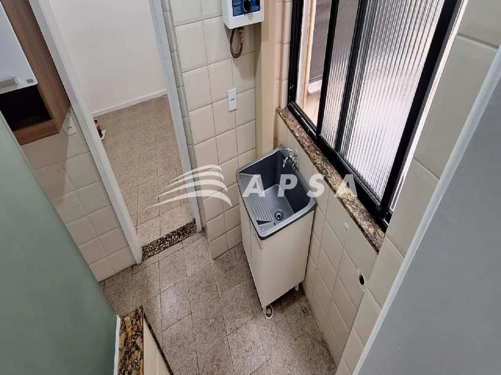 Apartamento de 200 m² com cozinha separada e 4 quartos — photo 17