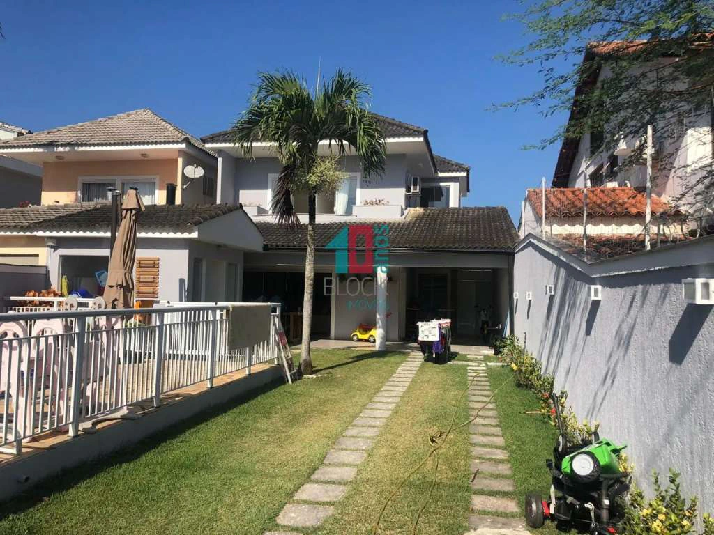 Будинок на 5 кімнат, 2 окремі ванні, 4 санвузли, 320 м² — photo 9