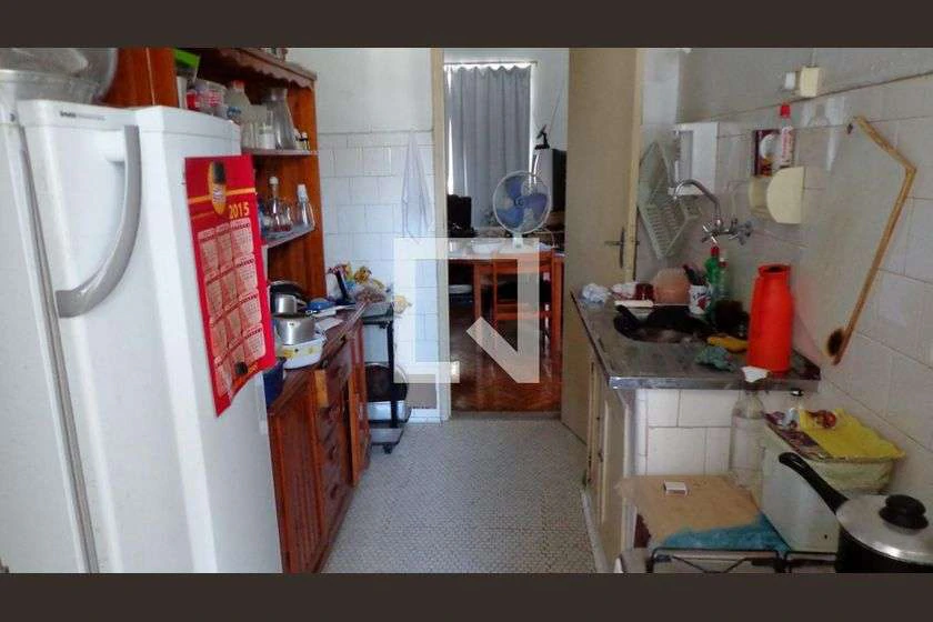Apartamento mobiliado de 2 quartos com cozinha fechada — photo 2