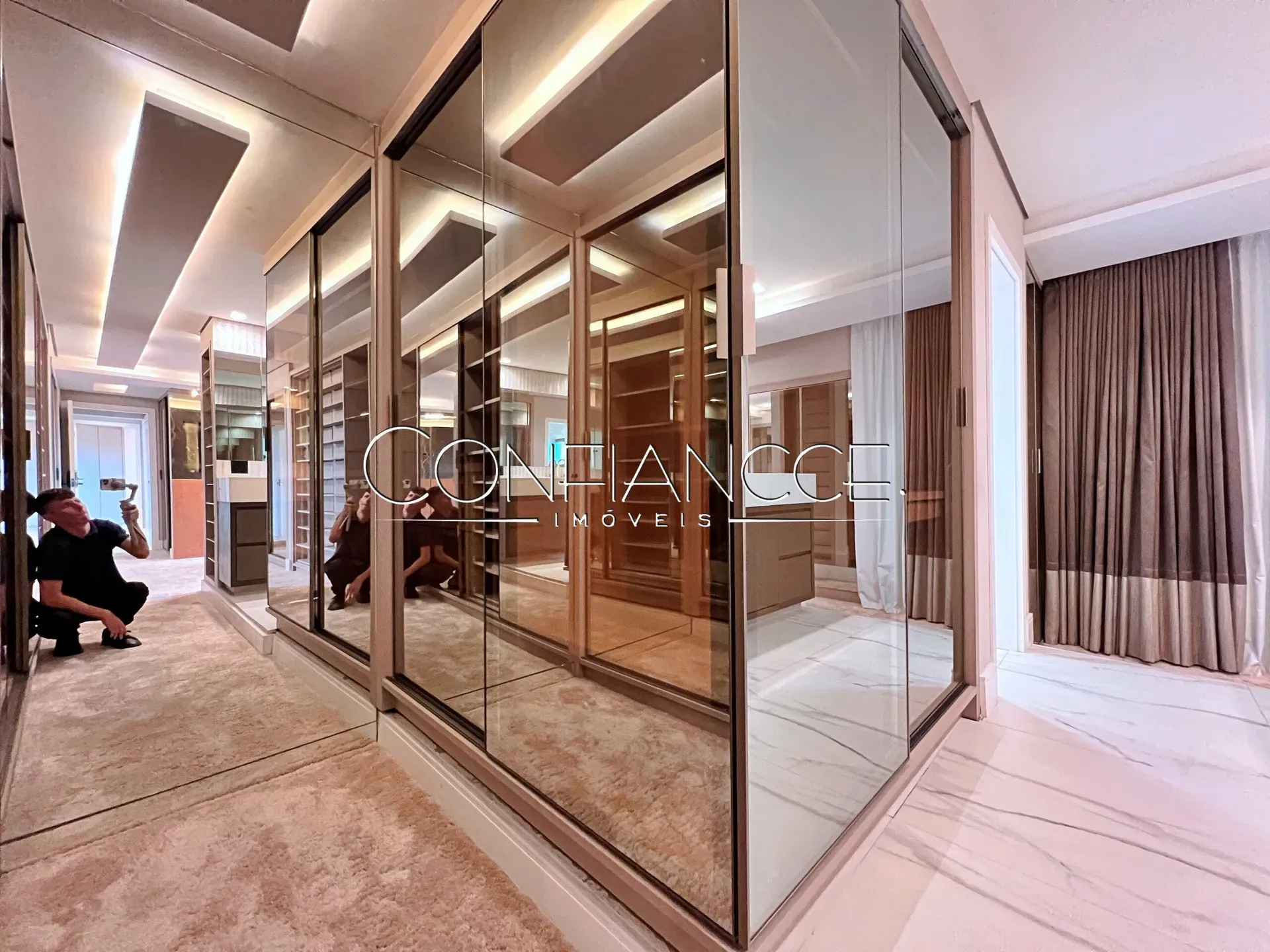Apartamento de 463 m² con 3 suites y 4 plazas — photo 30