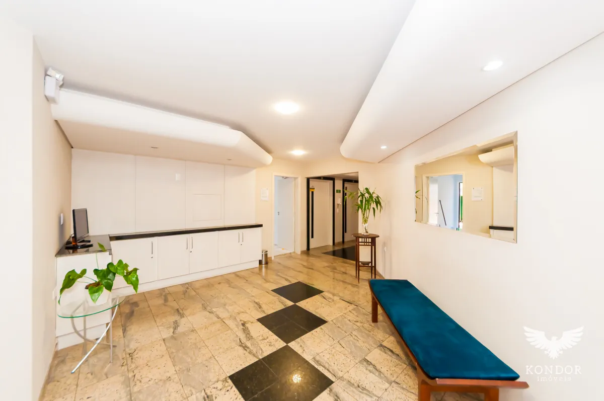 3-bedroom apartment with a balcony and 136 m² — photo 41