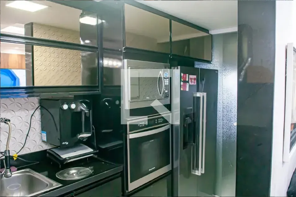 Furnished 3-bedroom apartment with 2 bathrooms — photo 23