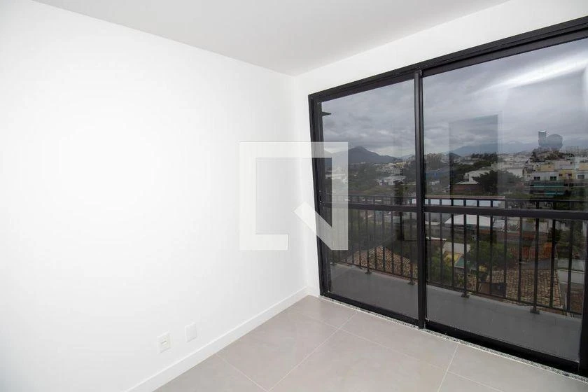 Apartment with 3 bedrooms, integrated kitchen, 76 m² — photo 40