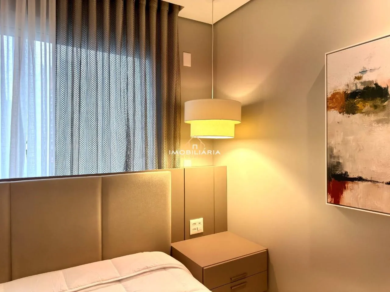 Floor-to-ceiling windows in a 3-bedroom apartment, 138 m² — photo 68
