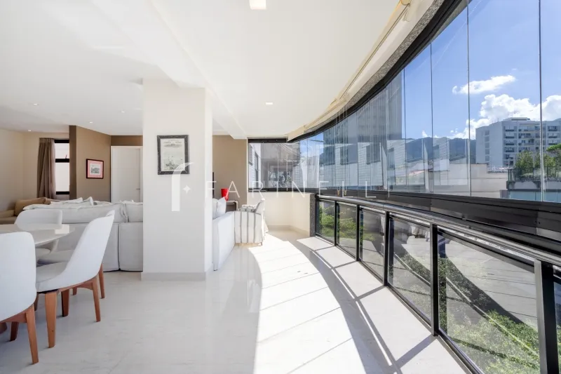 Furnished apartment, 189 m², with a grill on the balcony — photo 4