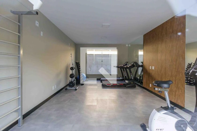 2-bedroom apartment with fitted kitchen cabinets — photo 4