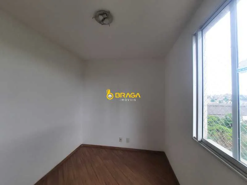 Residential apartment with 2 bedrooms and a separate kitchen — photo 14