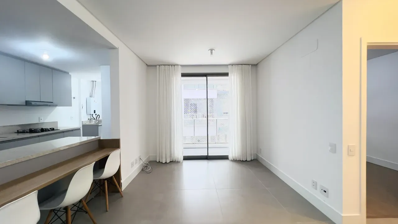 Apartment, 75 m², with floor-to-ceiling windows — photo 8