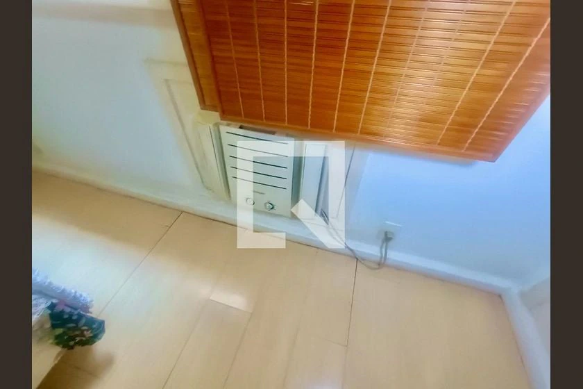 Rental apartment with 2 bedrooms and a balcony — photo 7