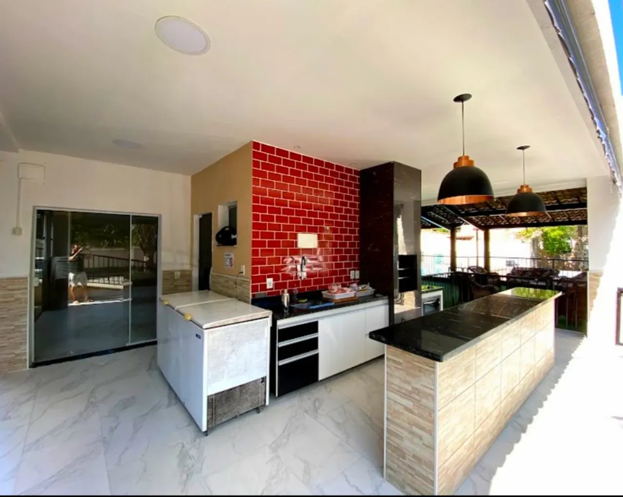 Unfurnished apartment with 2 bedrooms and 1 bathroom — photo 45