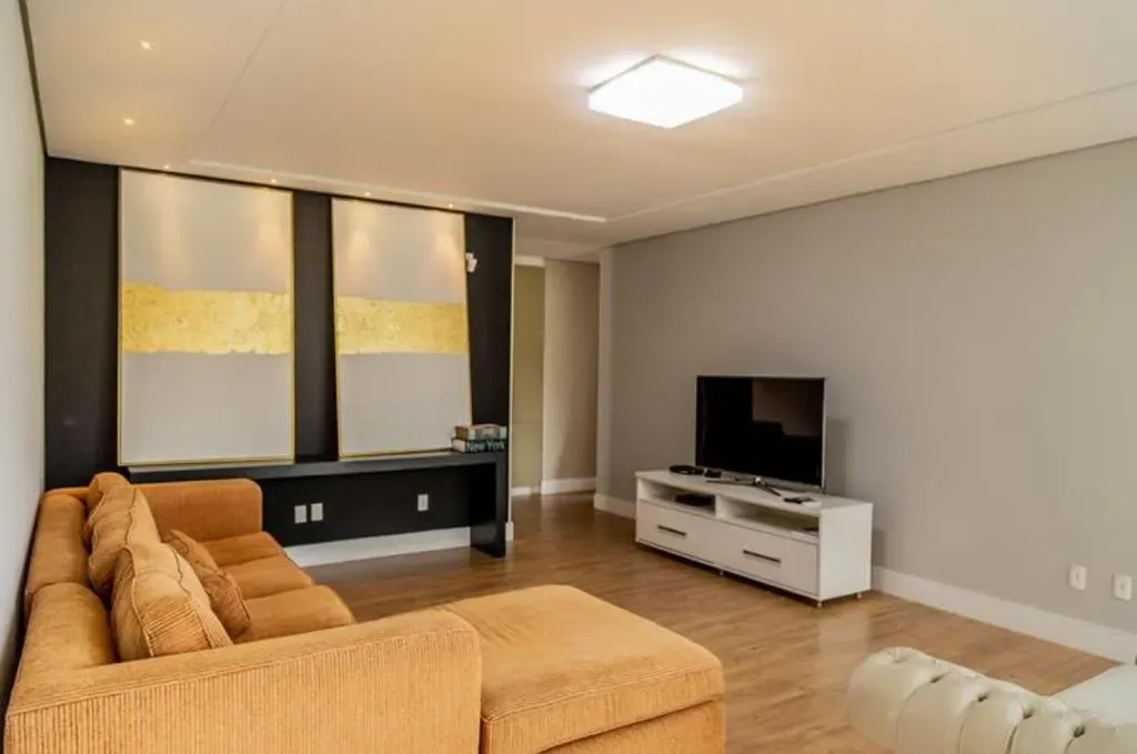 Casa com 6 suítes e área de piscina compartilhada — photo 12