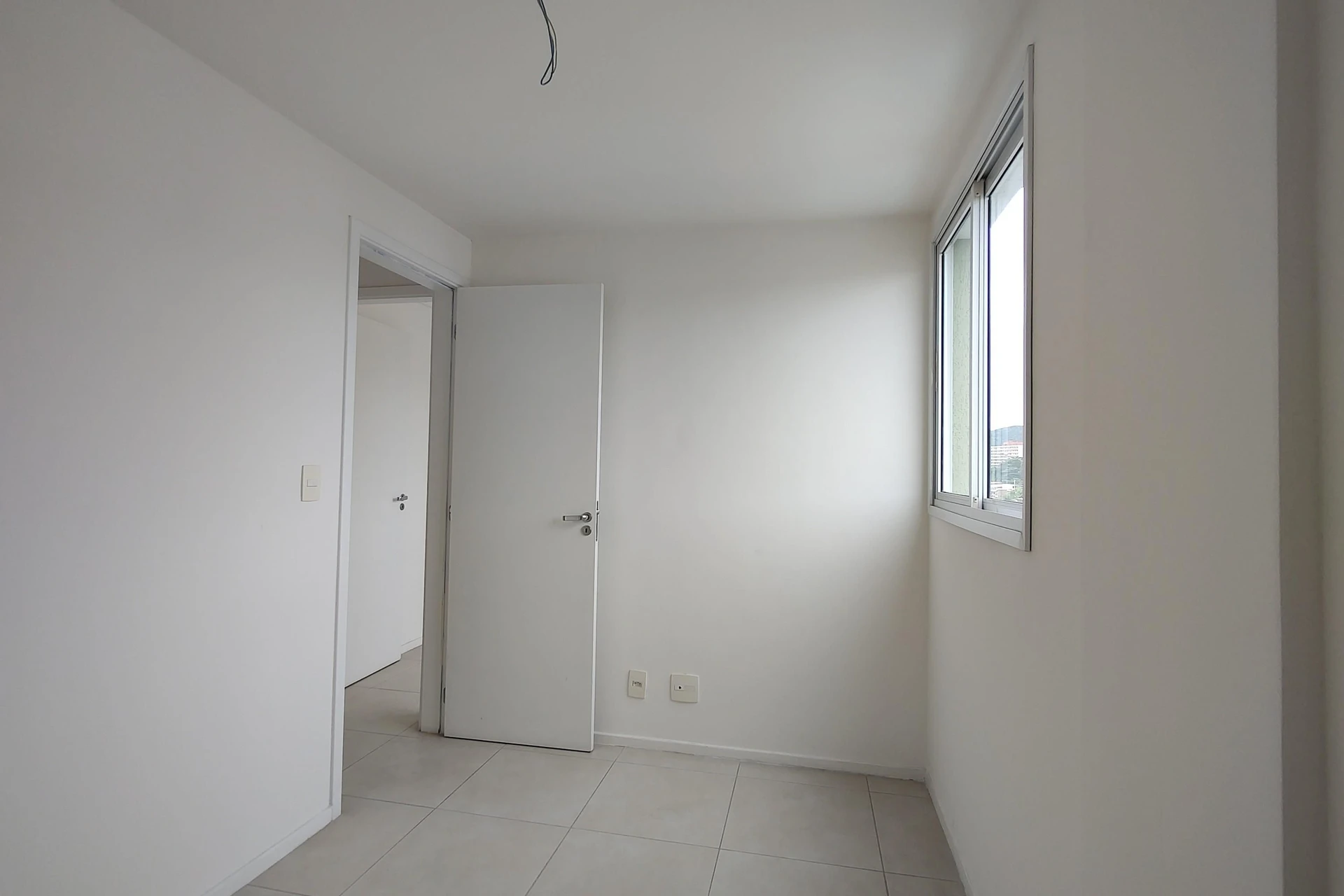 Apartment with 2 bedrooms, balcony and 1 parking space — photo 53