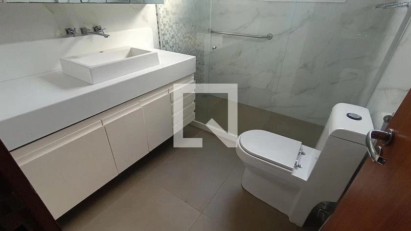 Home office in a 3-bedroom house, 760 m² — photo 26