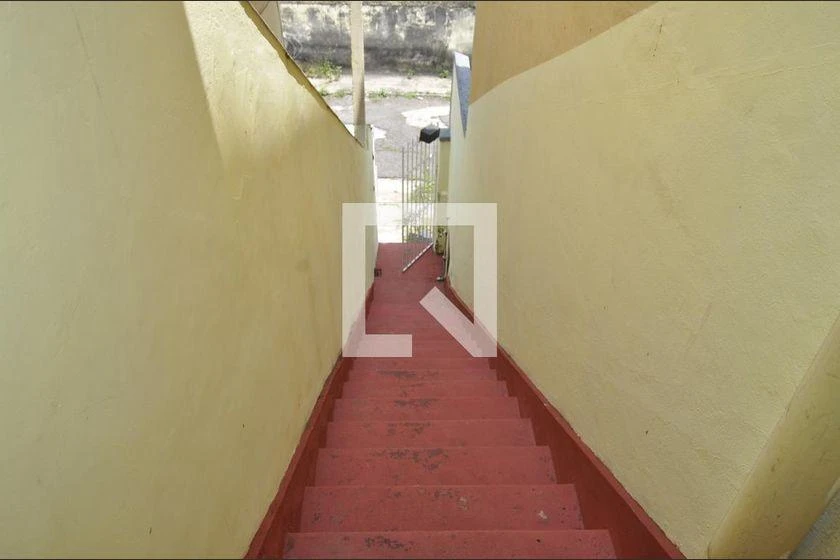 House, 85 m², with wood or laminate floors — photo 29