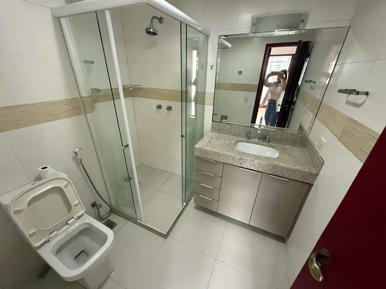 94 m² unfurnished apartment with 3 bedrooms and 2 baths — photo 18