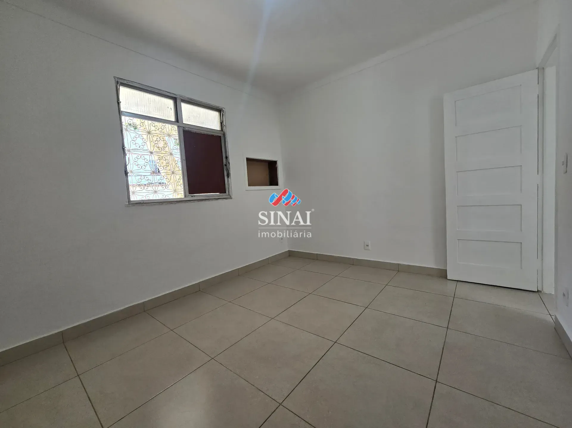 House with 3 bedrooms and 1 bathroom plus 1 parking space — photo 10