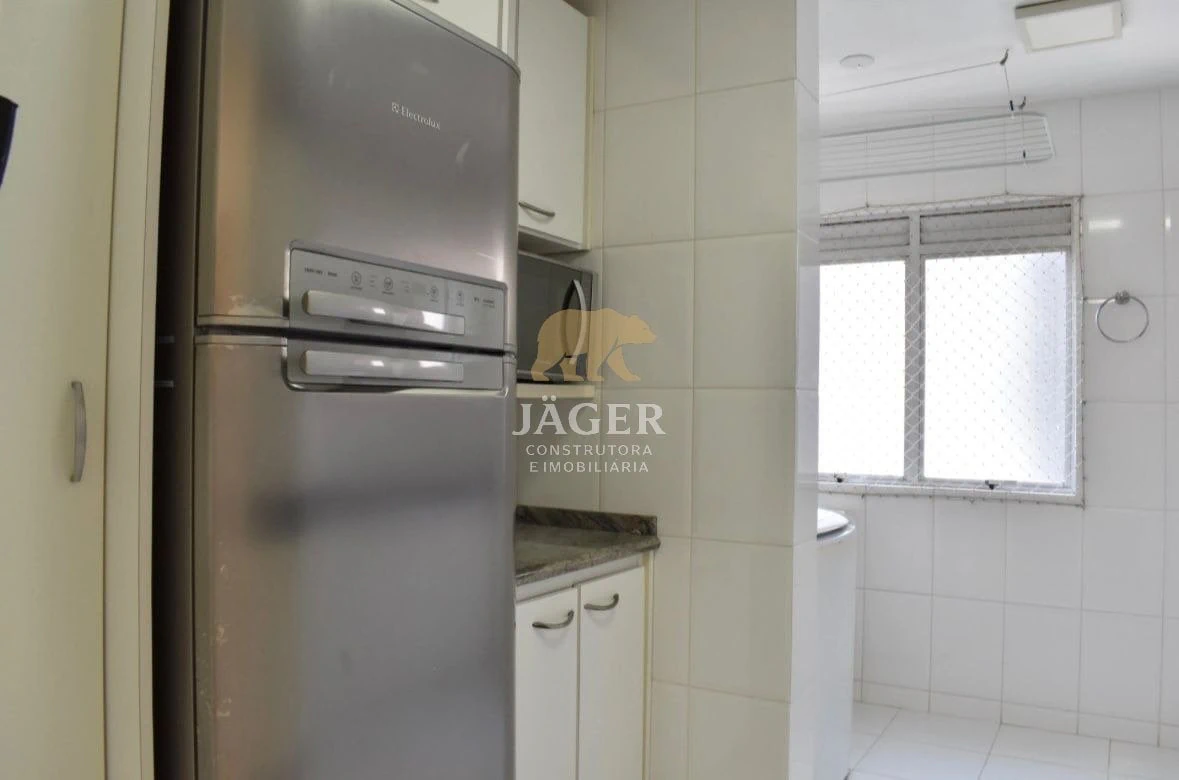 Furnished 2-bedroom apartment 82 m² with parking — photo 12