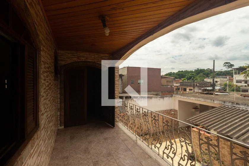 2-bedroom house with a washing machine in Rio de Janeiro — photo 17