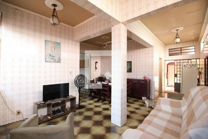 255 m² house with 3 bedrooms and a private garden — photo 36