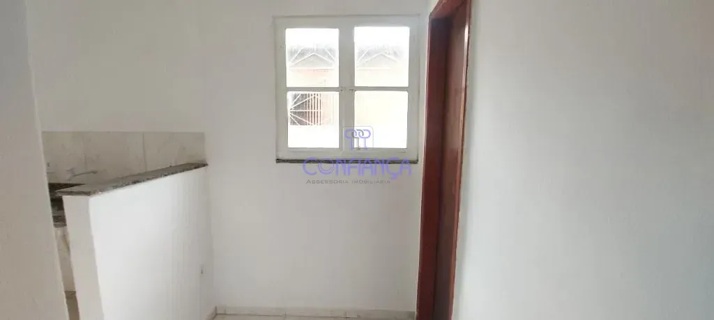 2-bedroom apartment with balcony and gas kitchenette