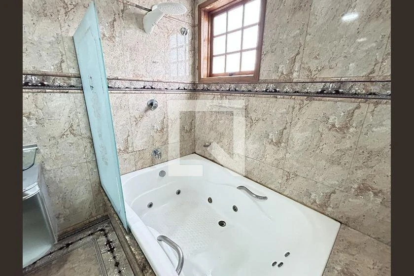 Casa com 3 quartos, suíte e cozinha a gás, 200 m² — photo 32