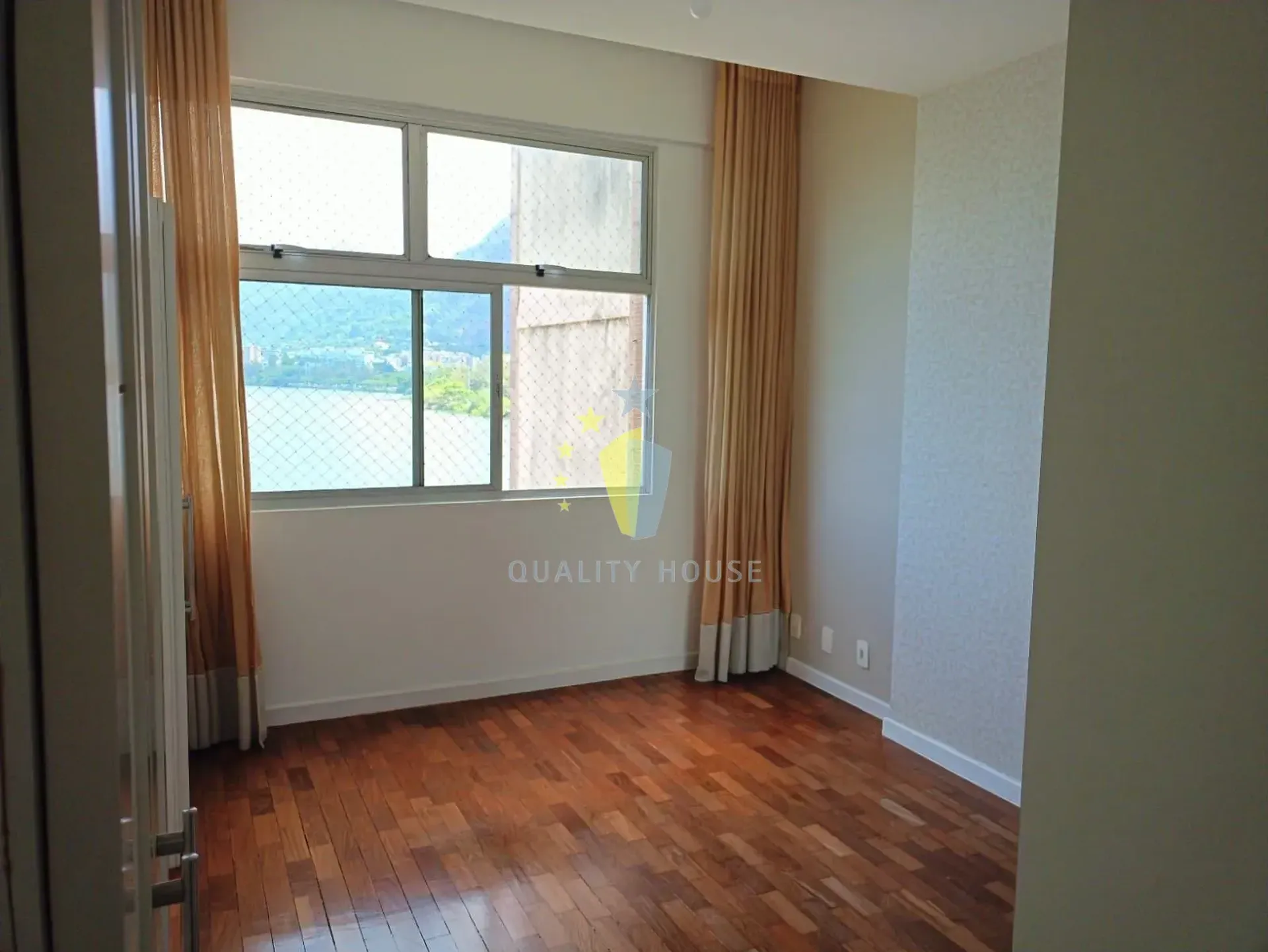 Water view in a 3-bedroom apartment, 110 m² — photo 3