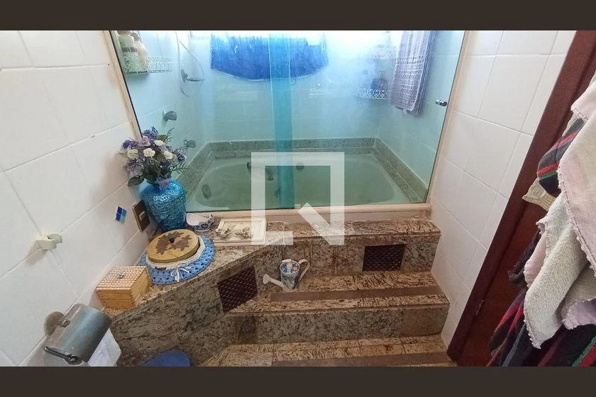 Mountain view in a 3-bedroom apartment, 106 m² — photo 35