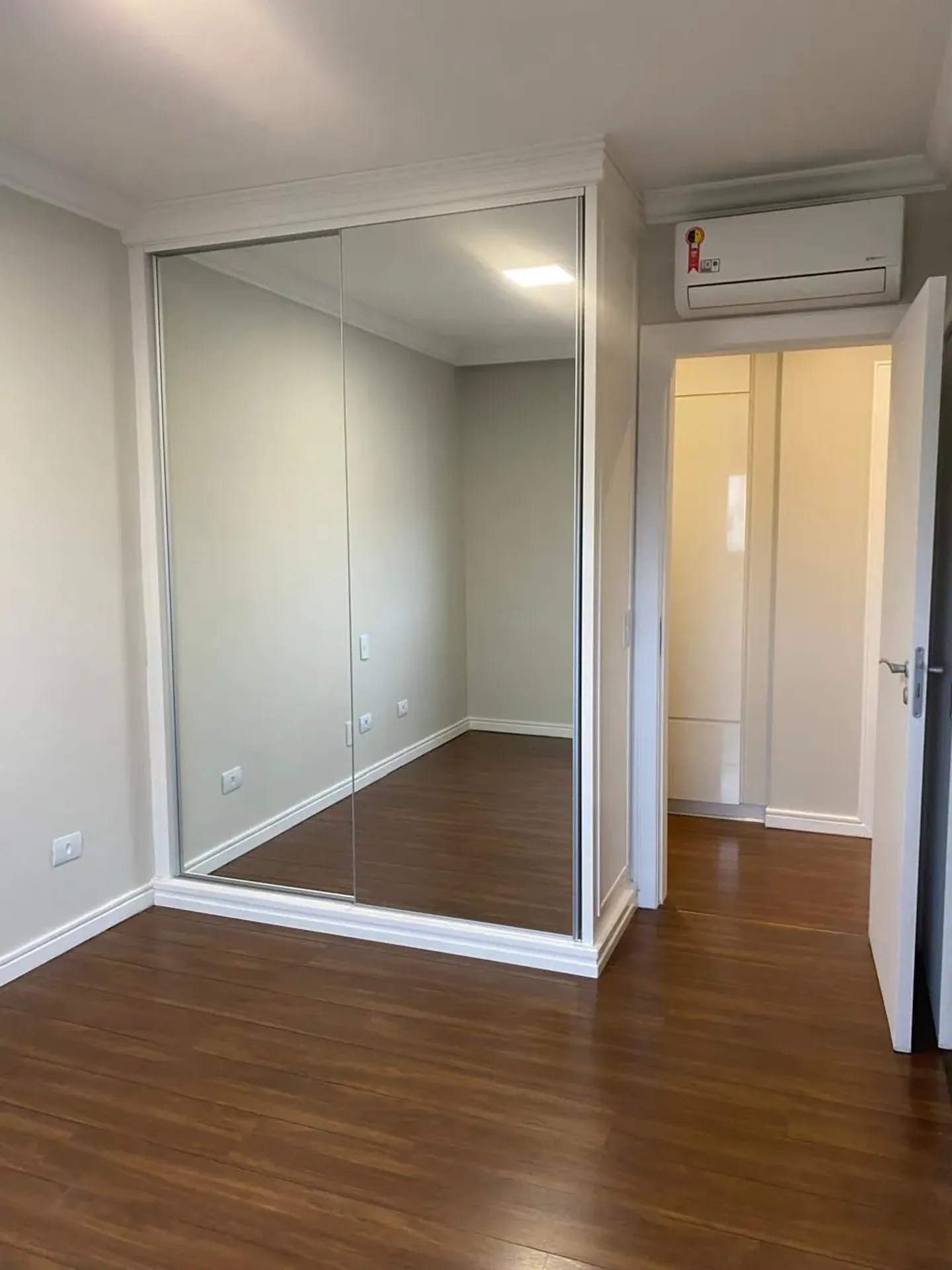 Apartamento para aluguel com 165 m², 3 quartos e 4 banheiros — photo 15