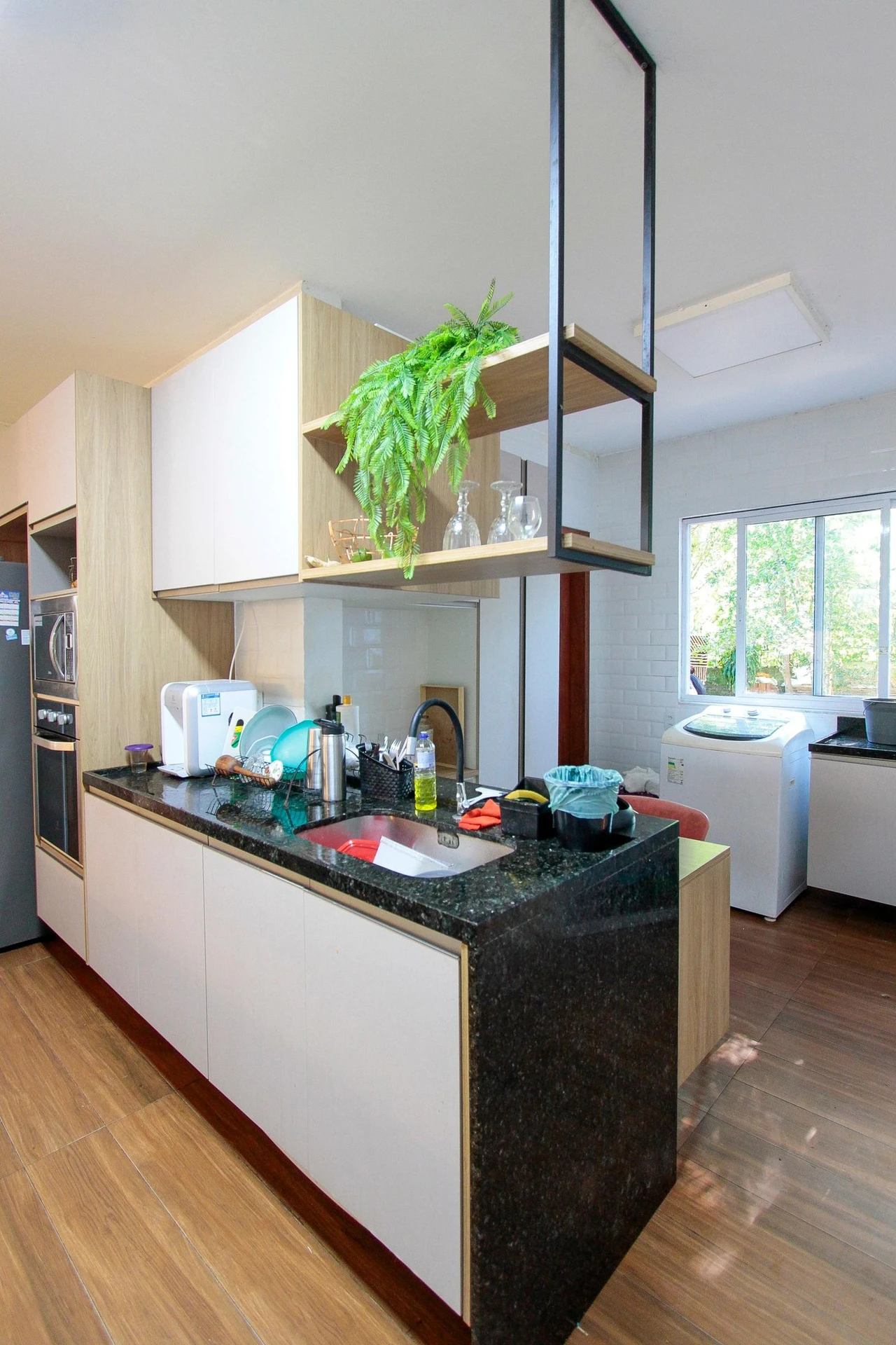 Furnished house with 4 bedrooms and open-plan kitchen — photo 17
