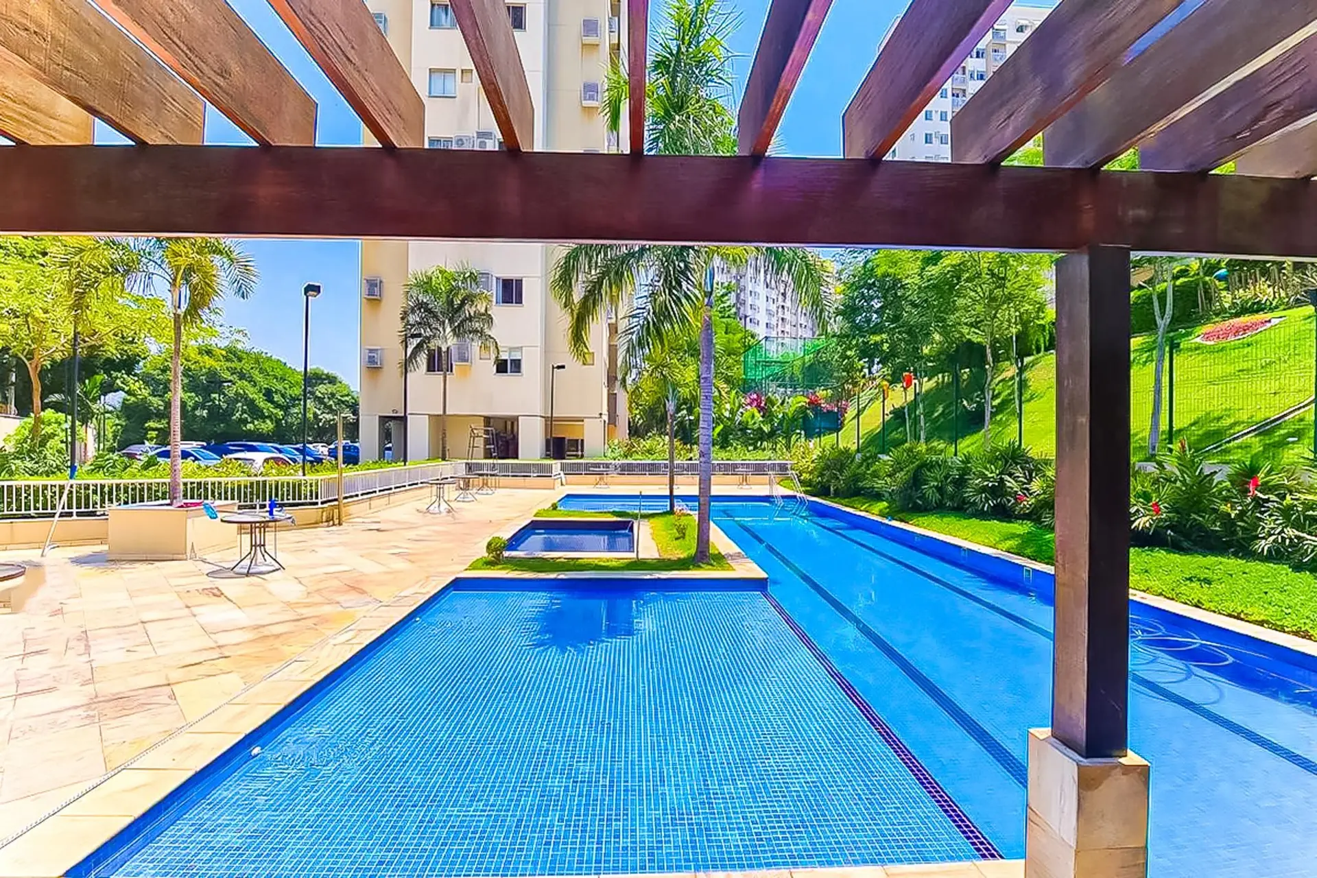 2-bedroom apartment with a jacuzzi in Rio de Janeiro — photo 47