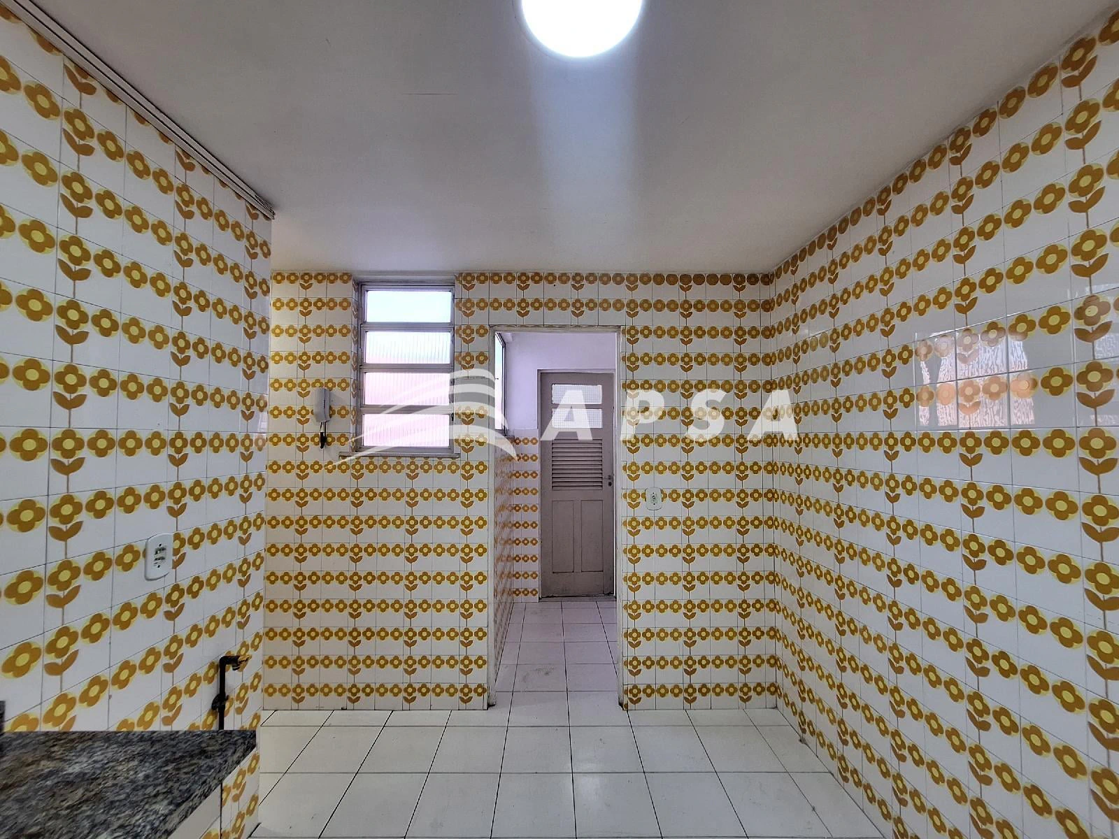 Mountain view in a 3-bedroom apartment, 120 m² — photo 9