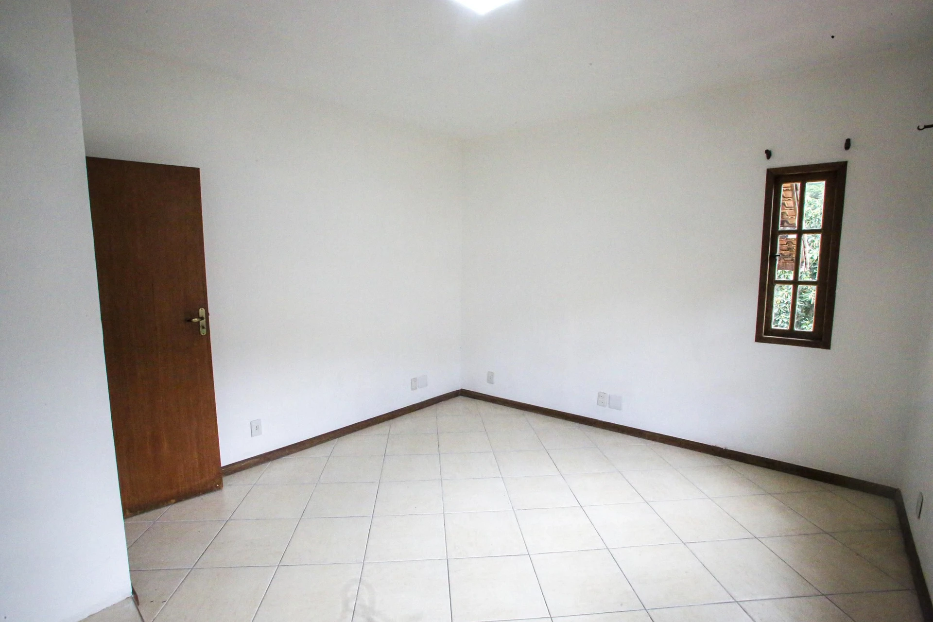4-bedroom house with a bathtub in Rio de Janeiro — photo 3