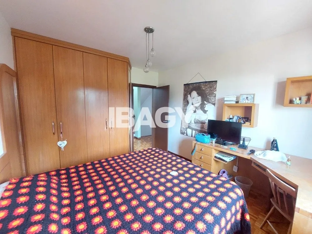 Furnished house with 5 bedrooms and 4 parking spots — photo 21
