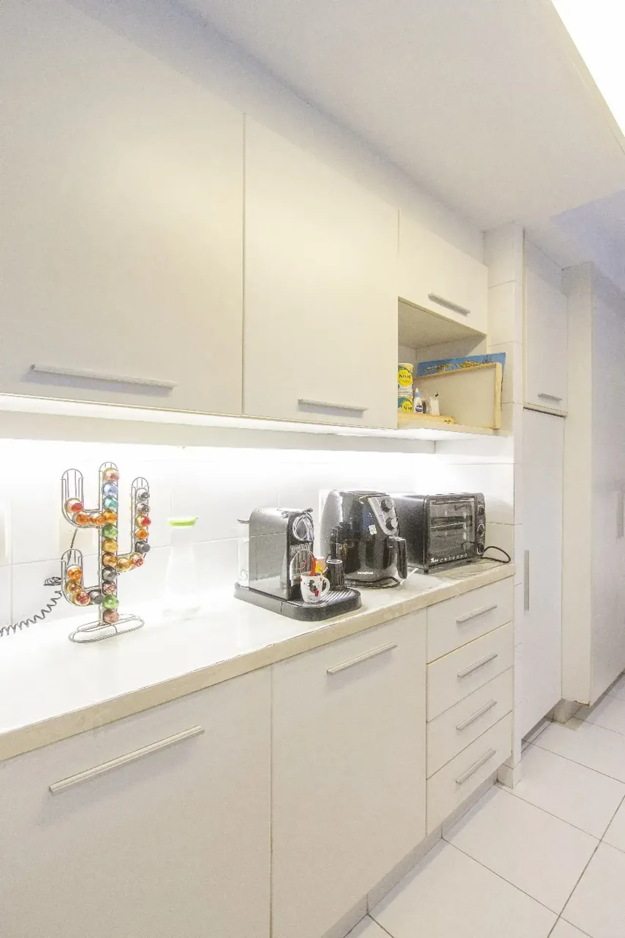 Furnished 100 m² apartment with a bedroom en-suite — photo 19