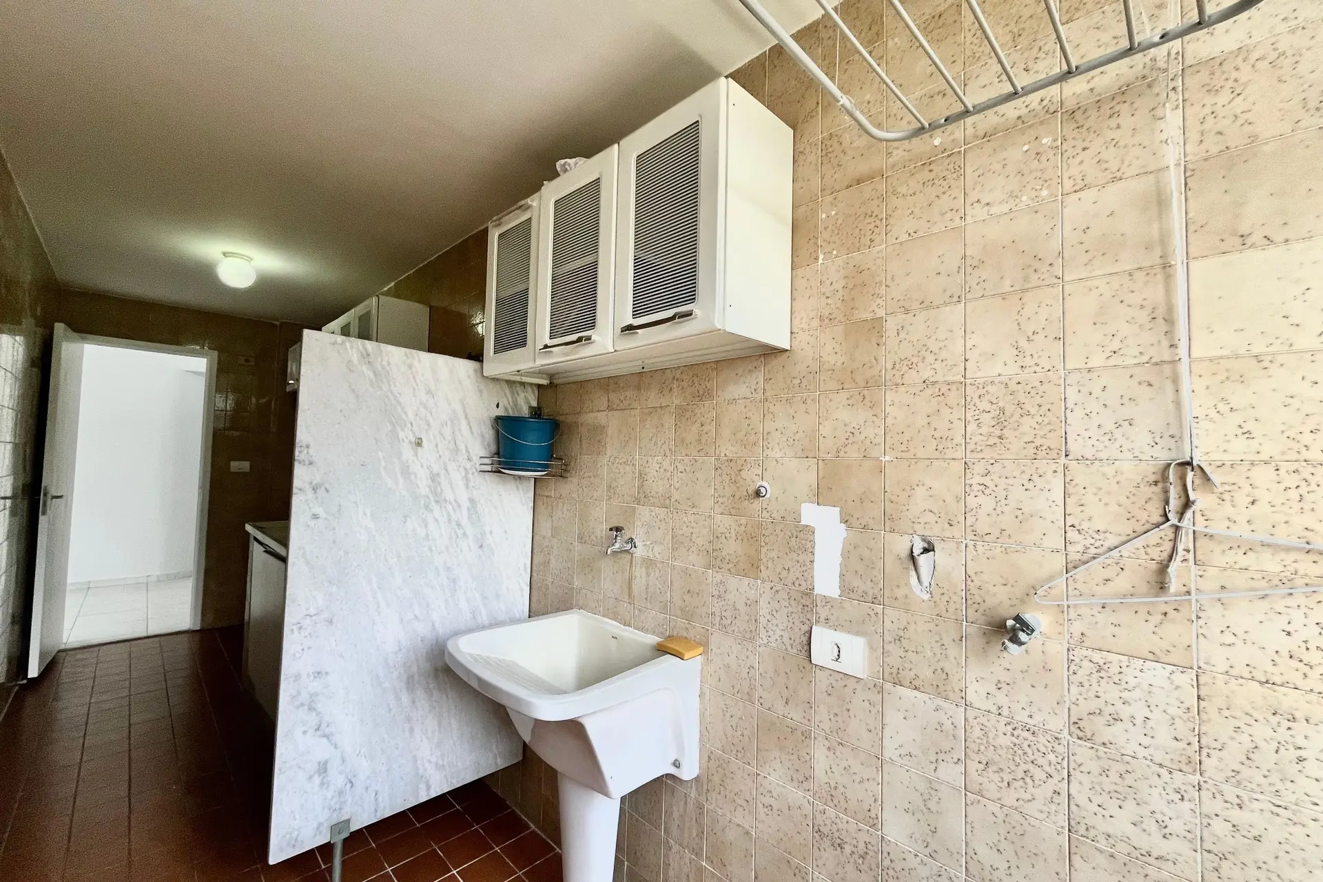 1-bedroom apartment for rent with balcony and parking — photo 33