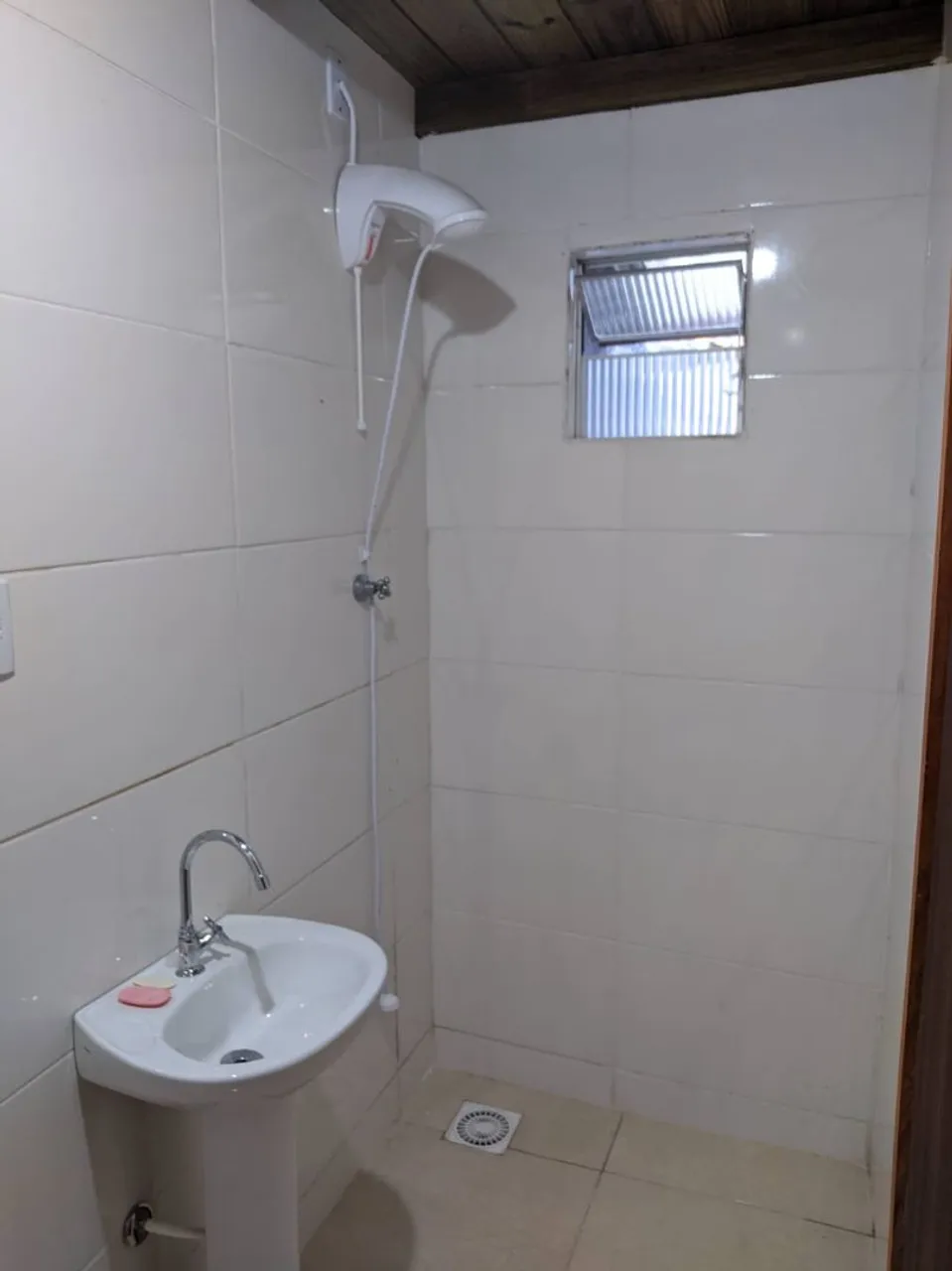 3-bedroom house with a grill on the balcony in Florianópolis — photo 7