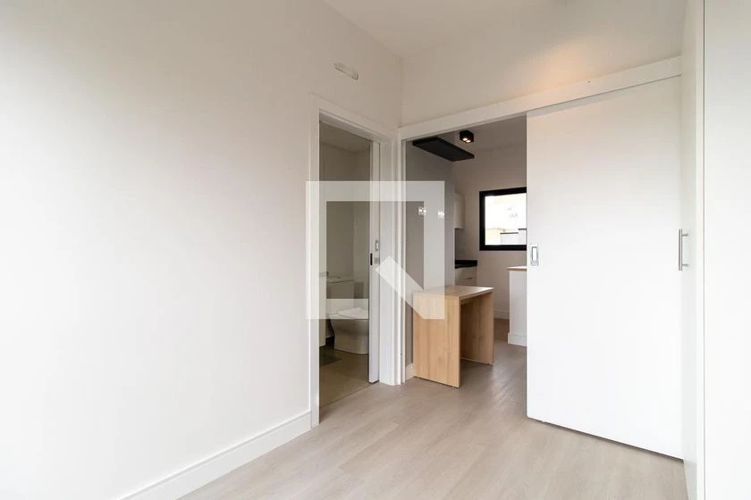 Studio with 1 bedroom and 1 bathroom plus parking — photo 10
