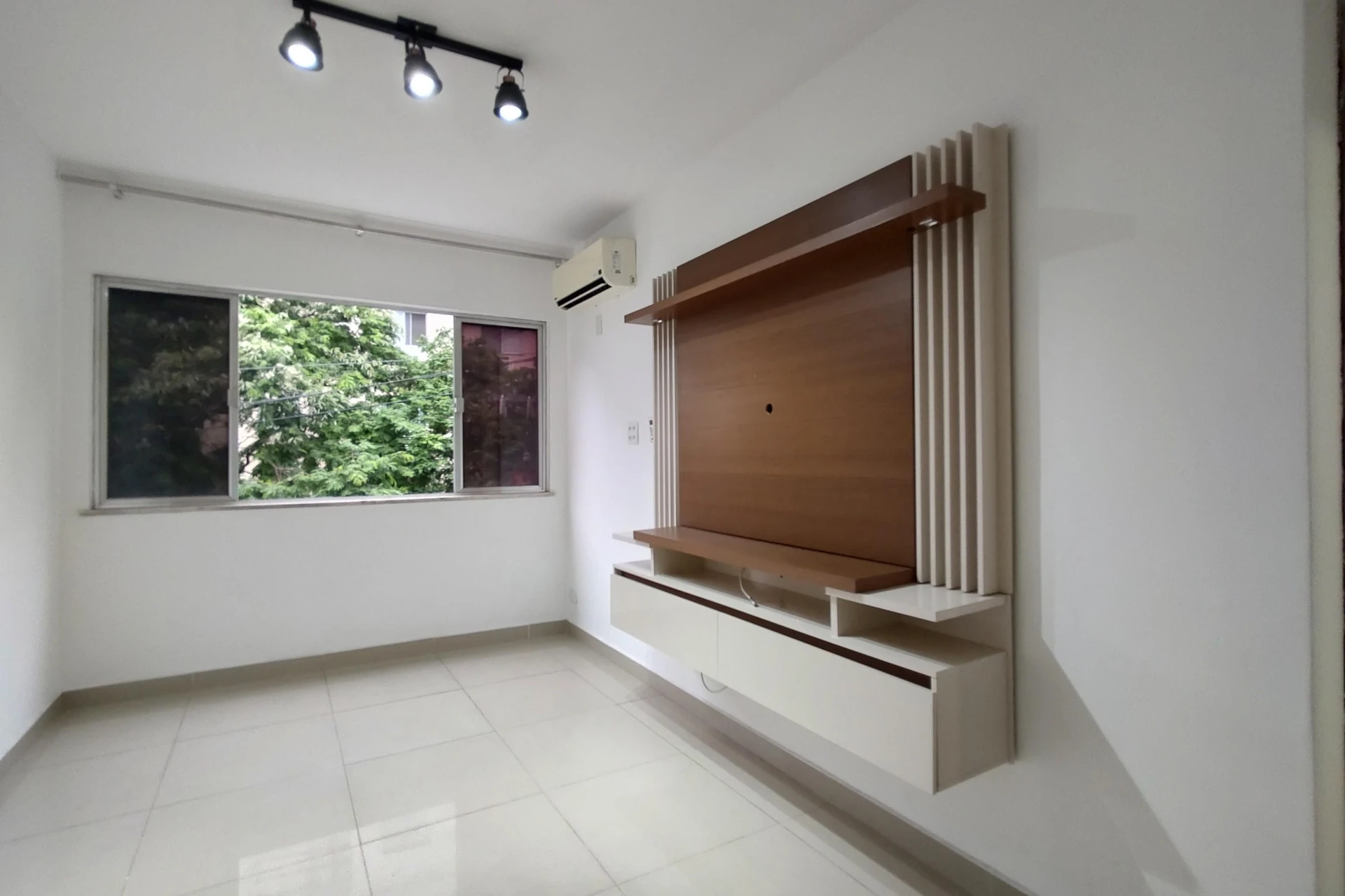 2-bedroom apartment, 50 m² — photo 30