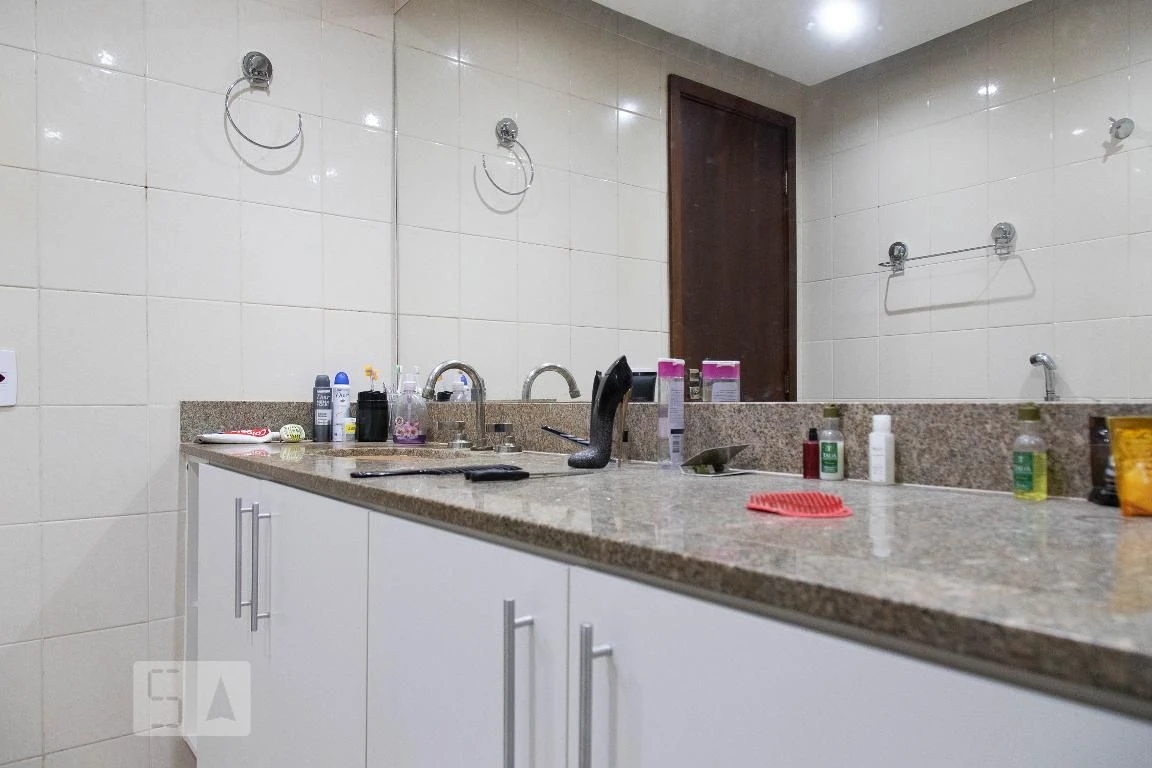 Apartamento mobiliado com 4 dormitórios e suíte — photo 32