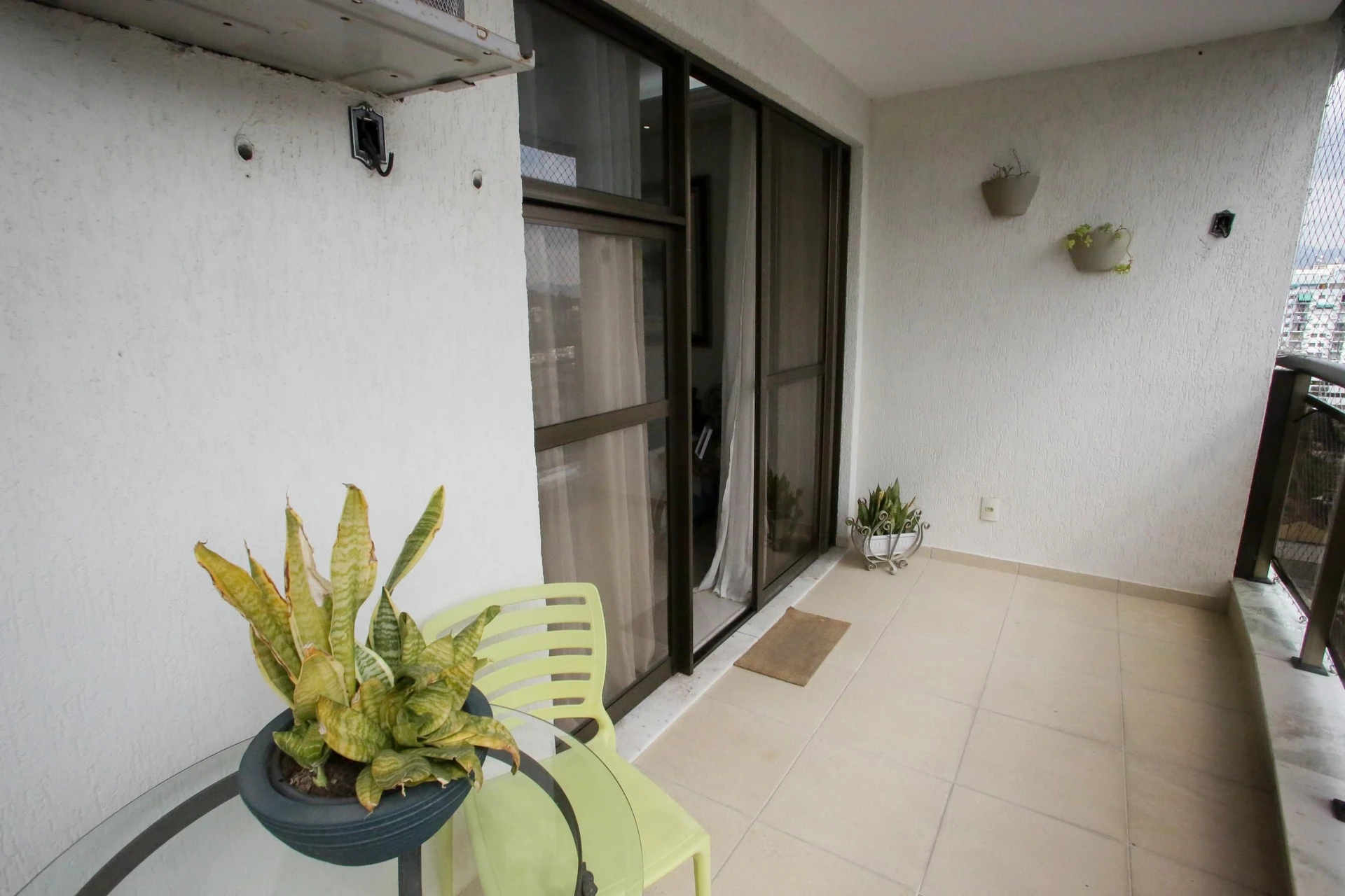 Apartamento mobiliado com 4 quartos e varanda — photo 39