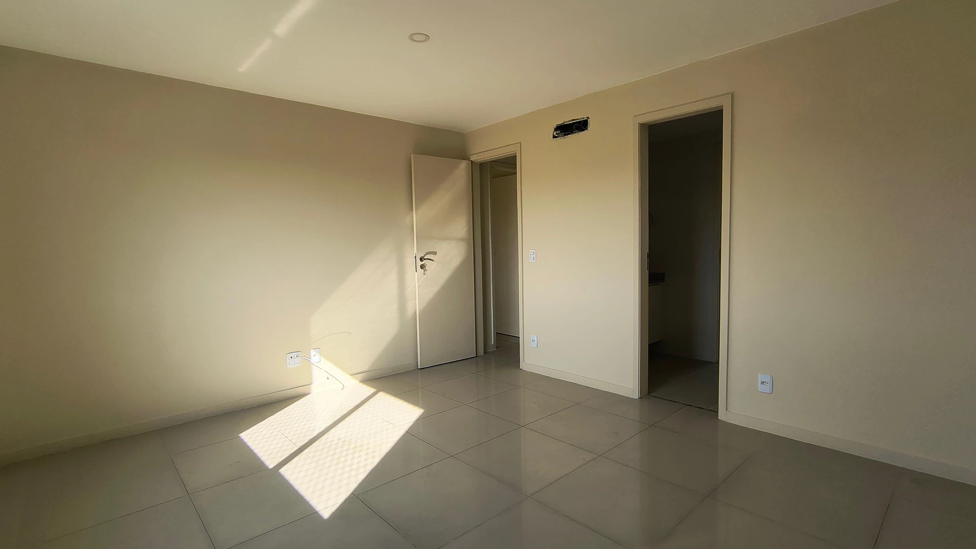 Apartamento para alugar com 4 quartos e 4 banheiros — photo 12