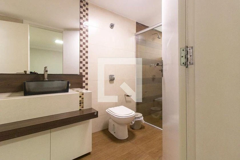 Rental house with 5 bedrooms and 290 m² — photo 7