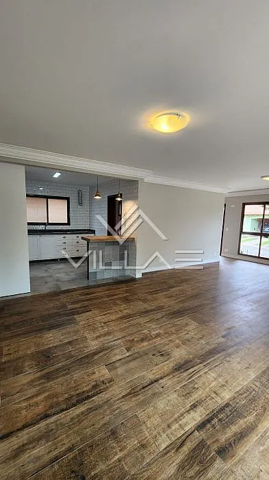 4-bedroom house with a washing machine in Curitiba — photo 9