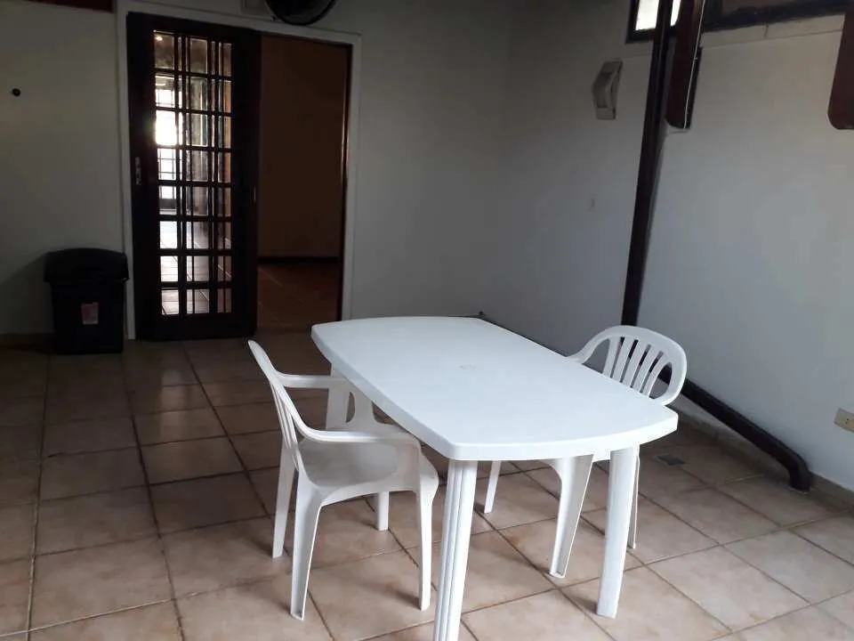 Condo house with 3 bedrooms, 5 bathrooms and 3 parking spots — photo 47